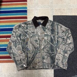 Abercrombie & Fitch Men's Cropped Camo Canvas Jacket